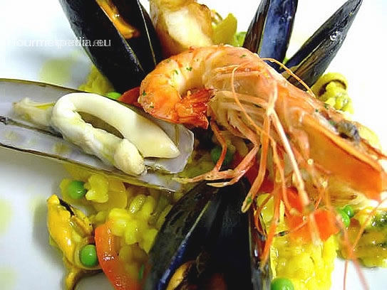 Paella valenciana di frutti di mare