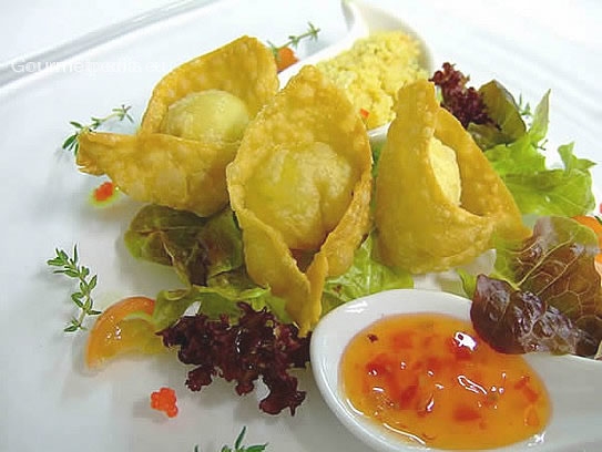 Ravioli fritti, Wonton con cuscus di verdure