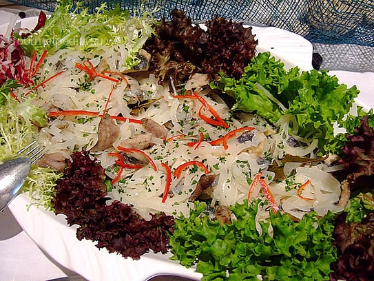 Filetes de sardinas en escabeche de cebolla