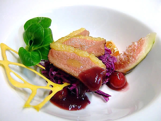 Roasted duck breast with red cabbage salad and Cumberland sauce