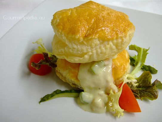 Millefeuille with asparagus sauce