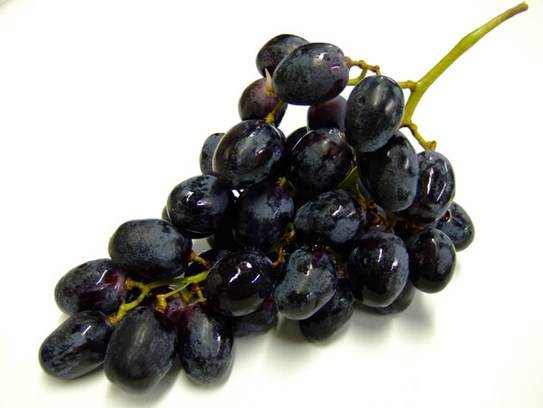 Red grapes