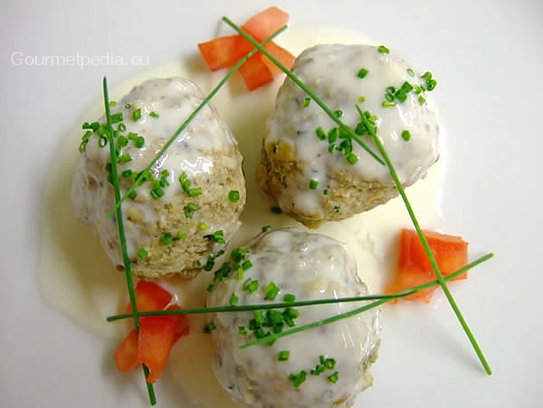 Boulettes de foie à la sauce ciboulette