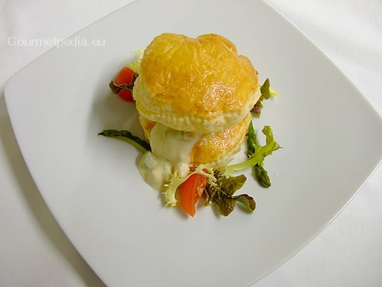 Millefeuille with asparagus sauce