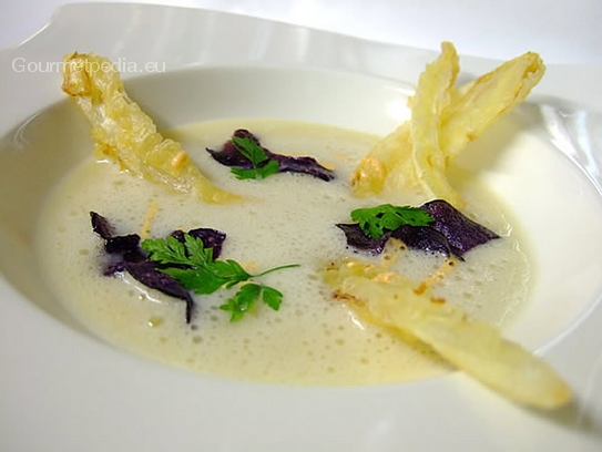 Cream of celery soup with chicory in Tempura batter for deep frying