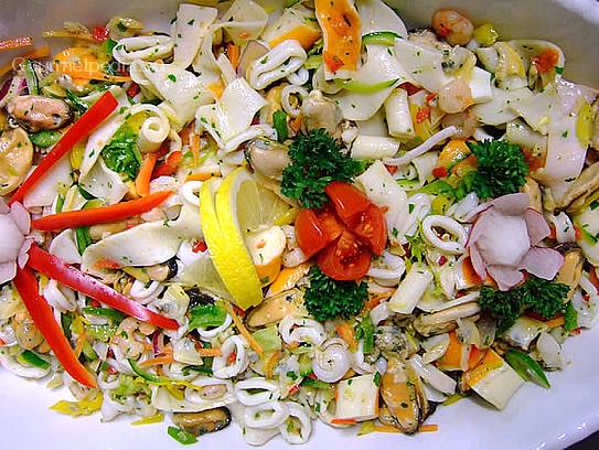 Salade de poisson marinés