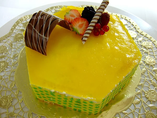 Torta alla crema limone