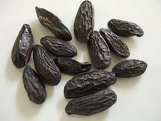 Tonka beans