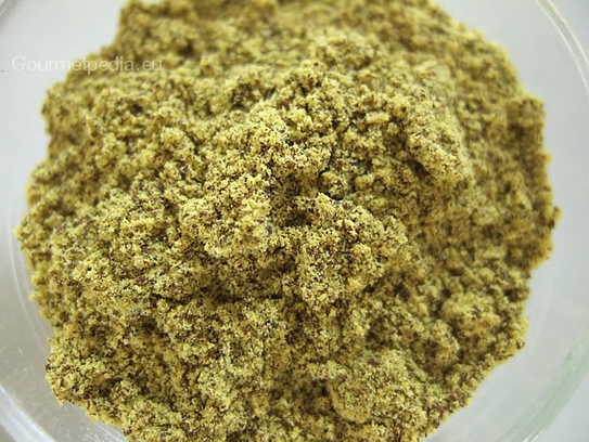 Ground green mustard