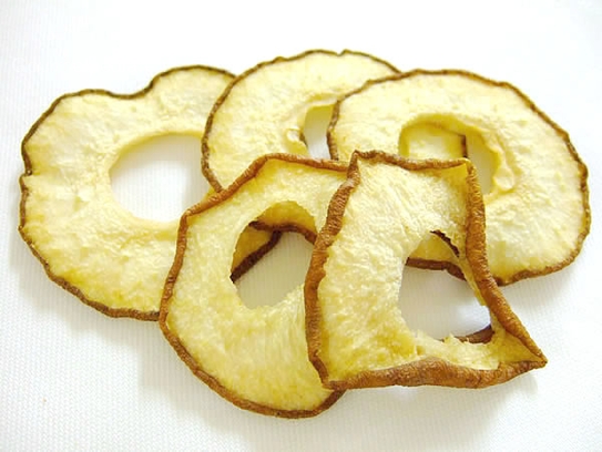 Dried apple