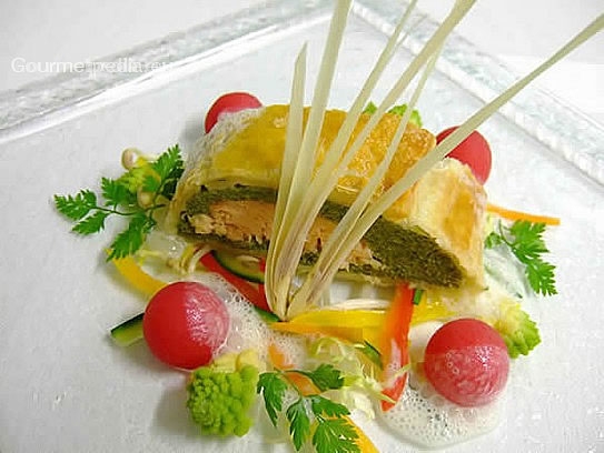 Salmon in pastry with lemongrass sauce