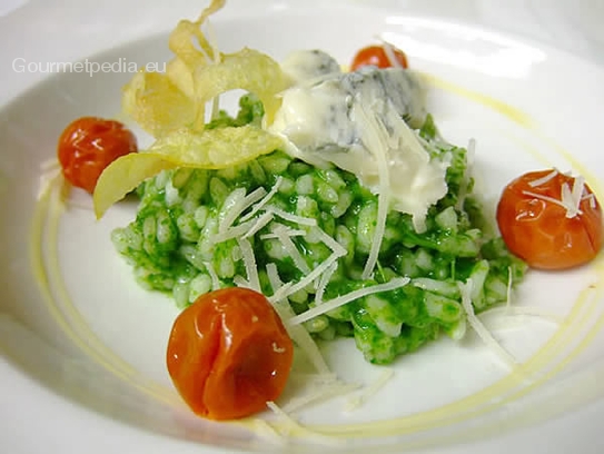 Arroz de espinacas con gorgonzola